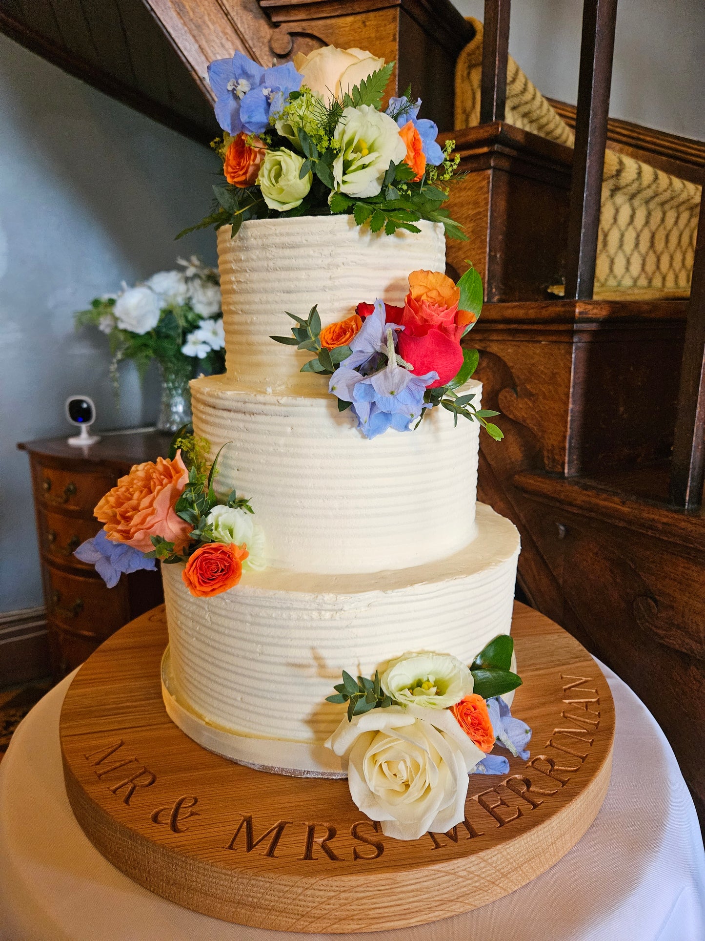 ALICE - Solid Oak Wedding Cake Board