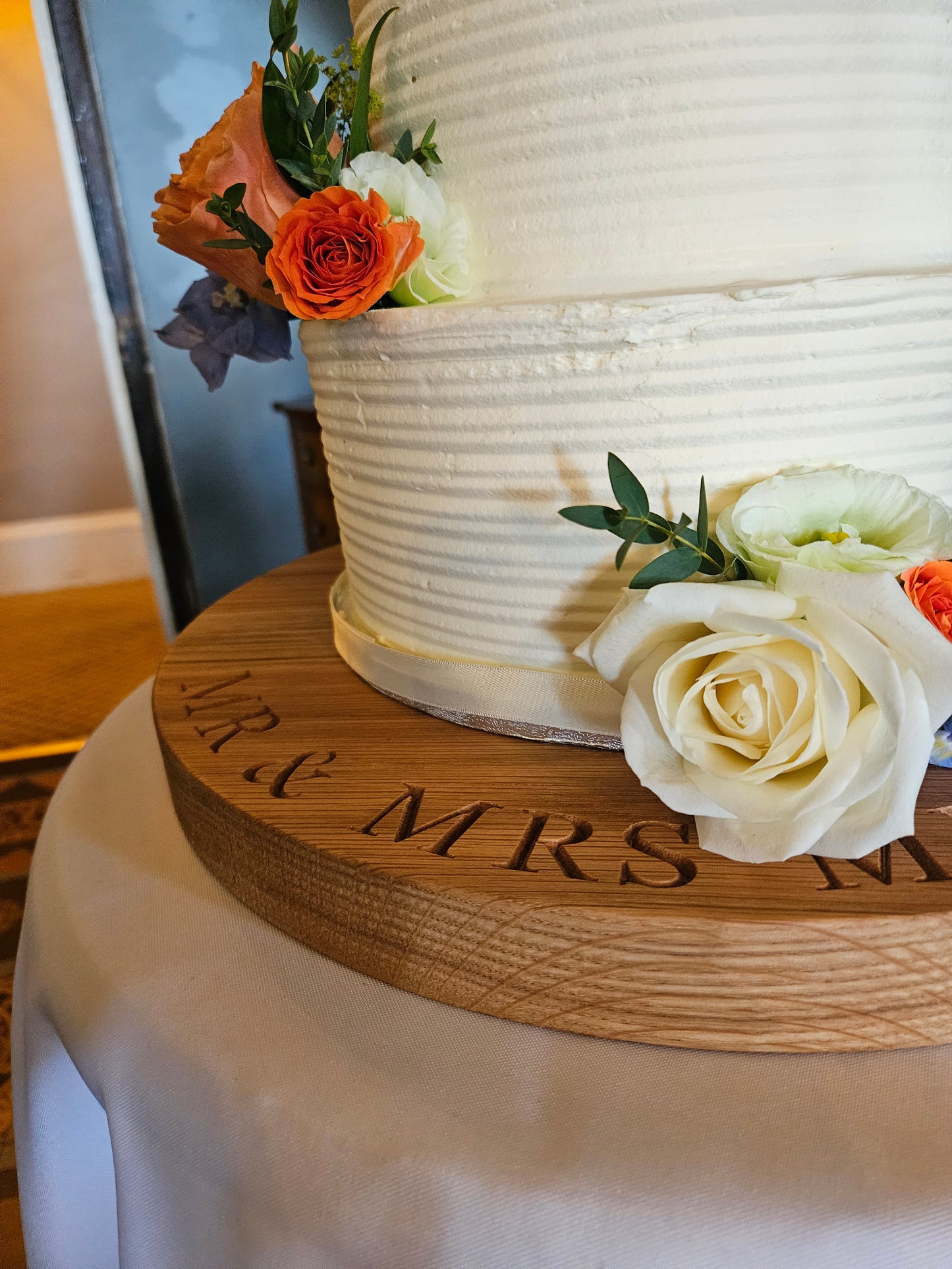 ALICE - Solid Oak Wedding Cake Board